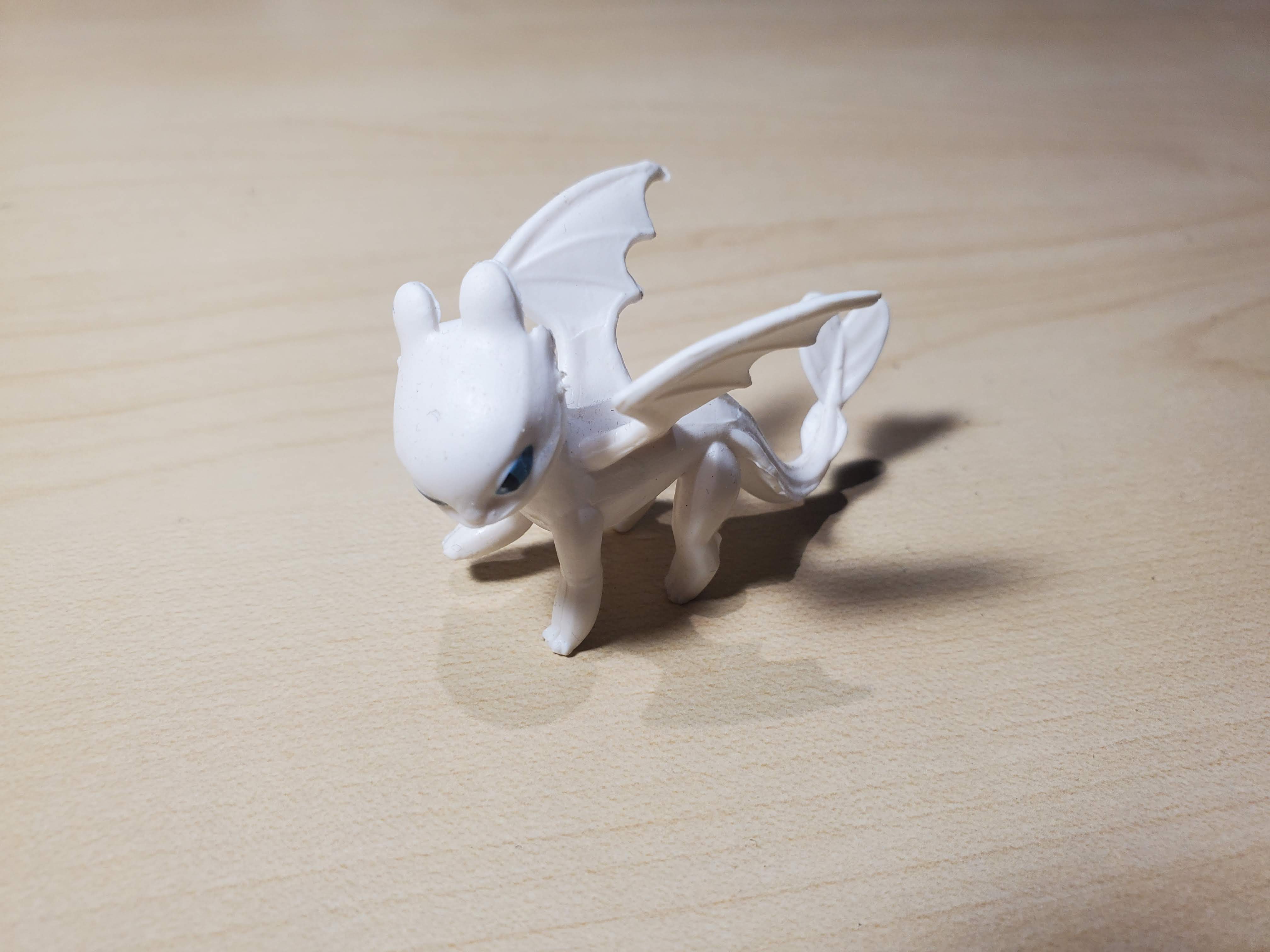 Lightfury generic cake topper