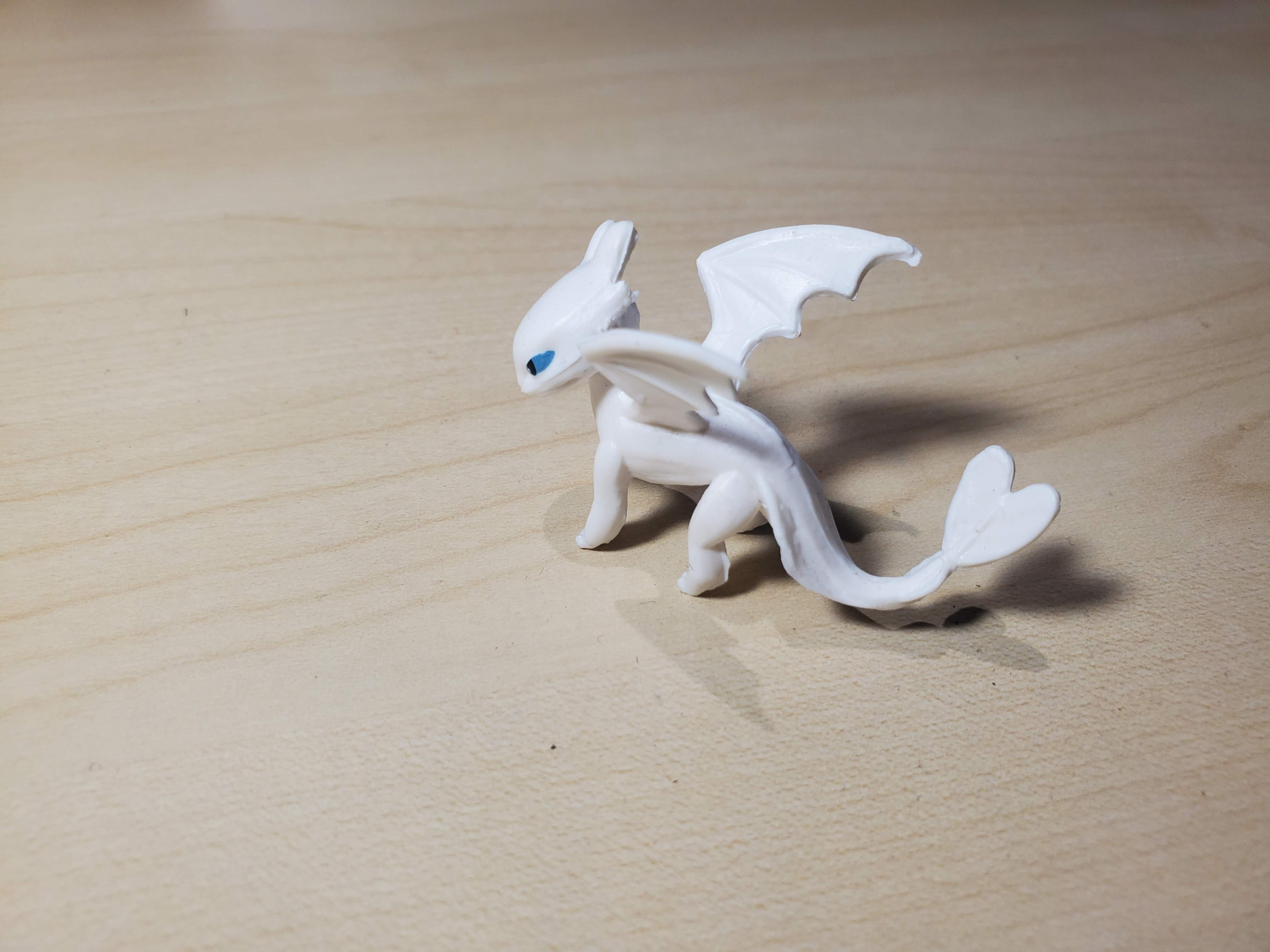 Lightfury generic cake topper