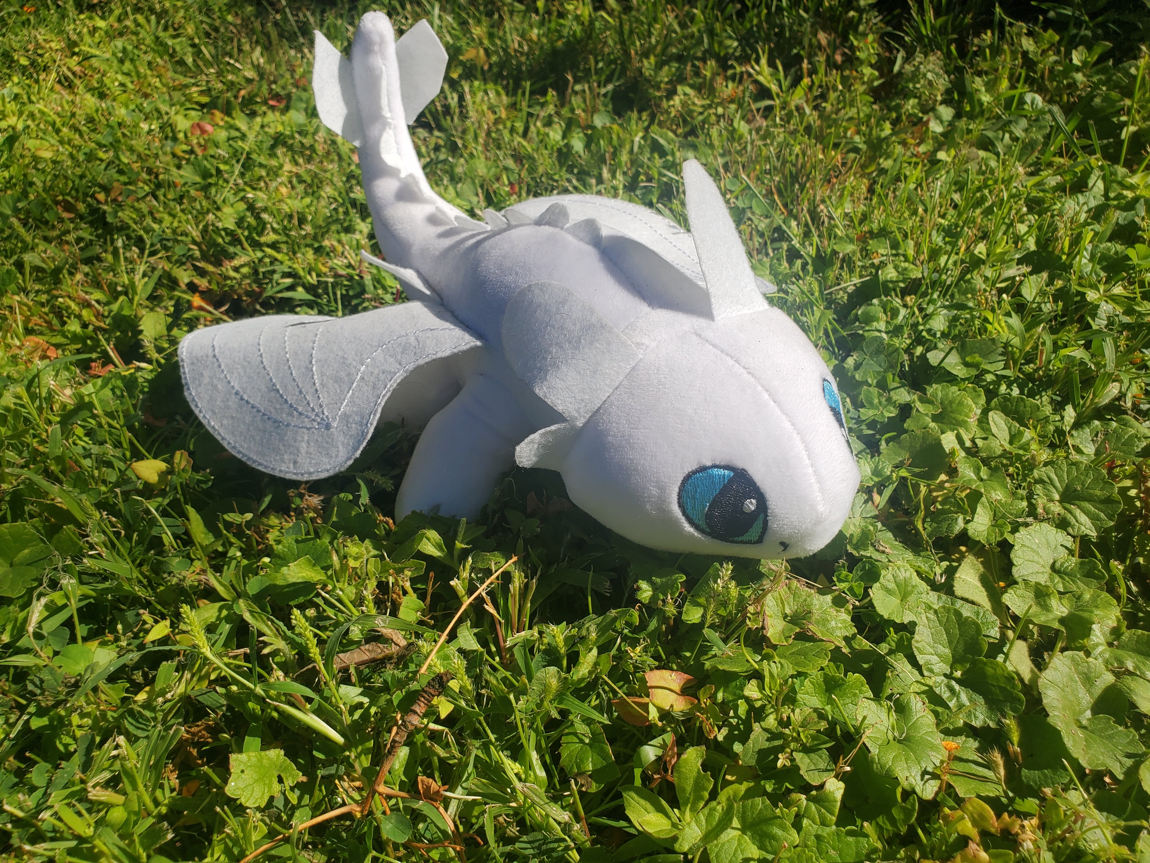 13.7-inch Lightfury plush