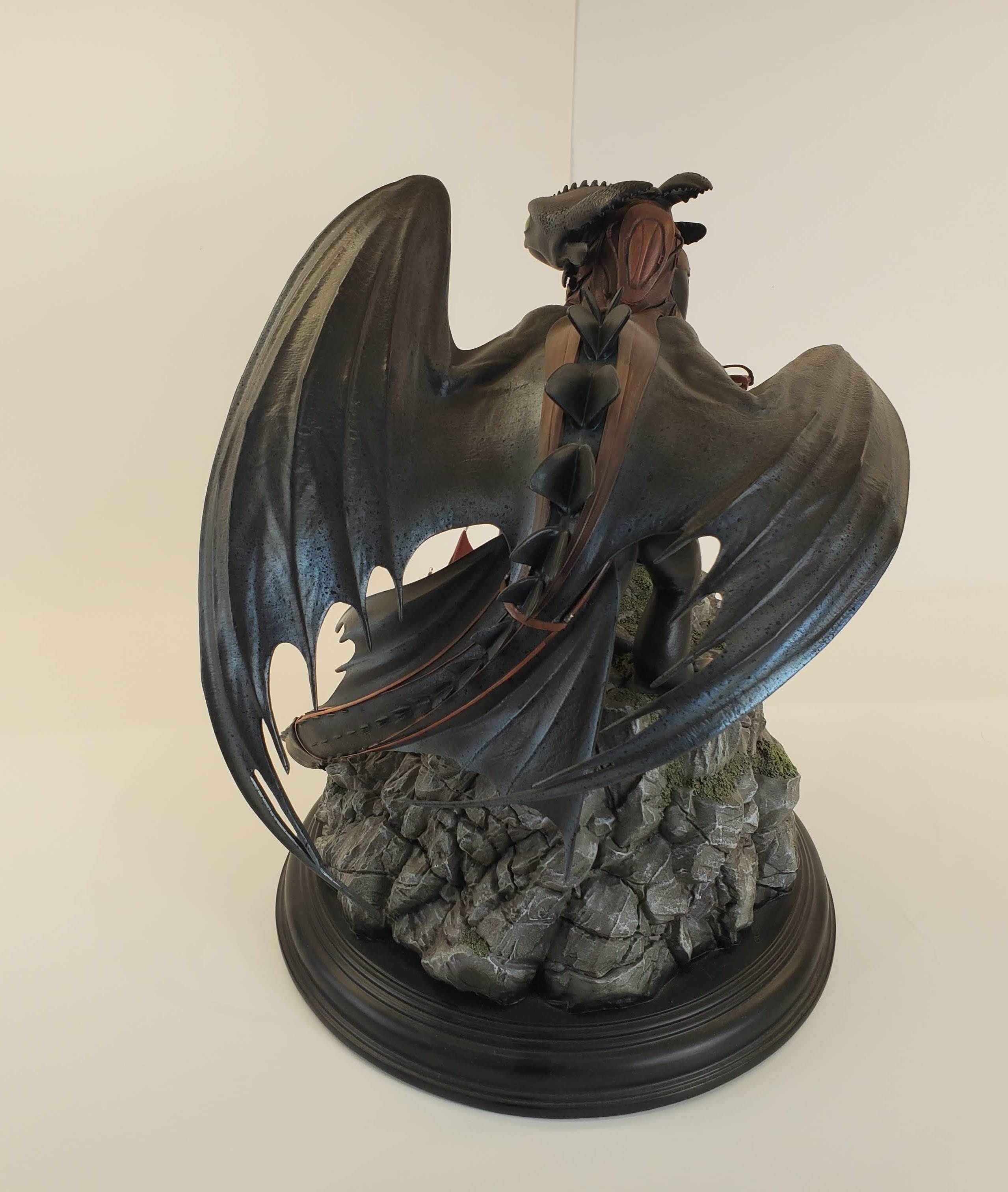 Statue of Toothless from How to Train Your Dragon 2